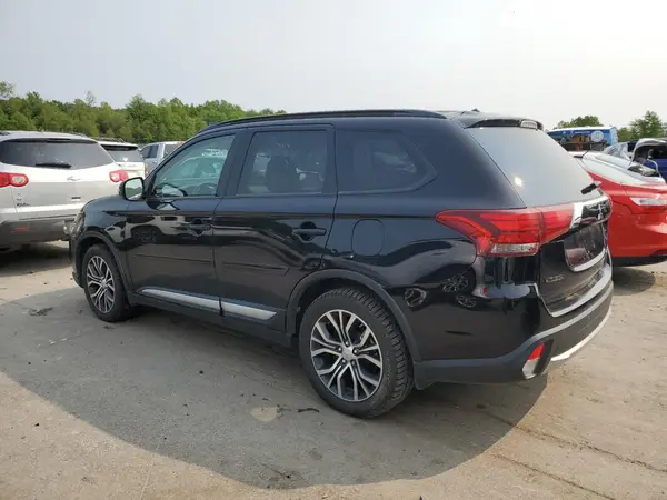 JA4AZ3A38GZ003314 2016 MITSUBISHI OUTLANDER - Image 2