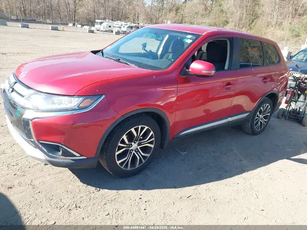 JA4AZ3A38GZ004981 2016 MITSUBISHI OUTLANDER - Image 2