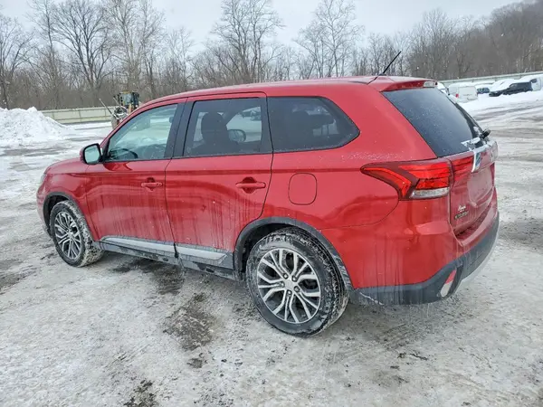 JA4AZ3A38GZ007444 2016 MITSUBISHI OUTLANDER - Image 2