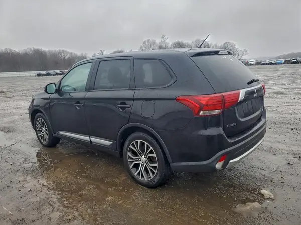 JA4AZ3A38GZ010781 2016 MITSUBISHI OUTLANDER - Image 2