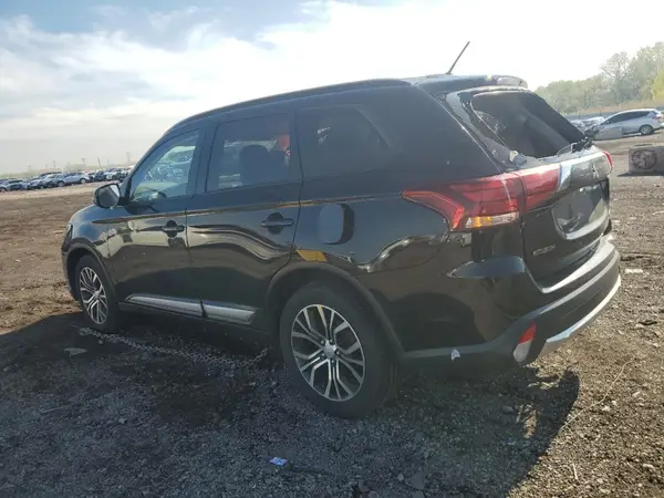 JA4AZ3A38GZ015527 2016 MITSUBISHI OUTLANDER - Image 2