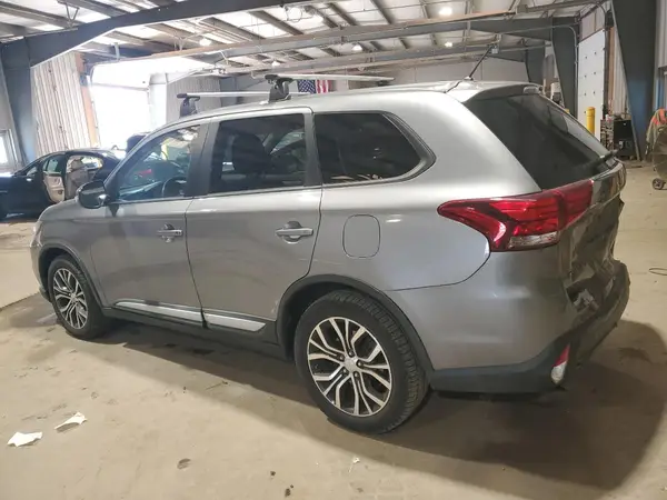 JA4AZ3A38GZ017231 2016 MITSUBISHI OUTLANDER - Image 2