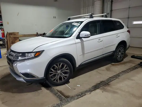 JA4AZ3A38GZ020646 2016 MITSUBISHI OUTLANDER - Image 1
