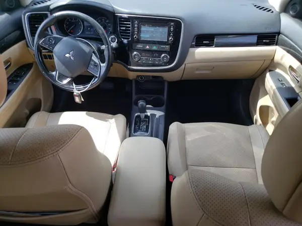 JA4AZ3A38GZ020873 2016 MITSUBISHI OUTLANDER - Image 8