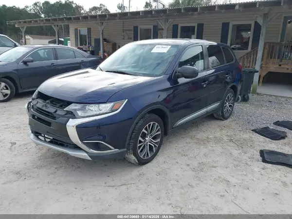 JA4AZ3A38GZ020954 2016 MITSUBISHI OUTLANDER - Image 2