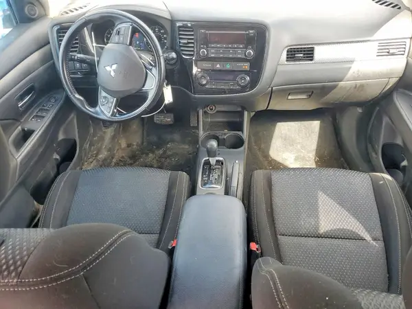 JA4AZ3A38GZ047748 2016 MITSUBISHI OUTLANDER - Image 8