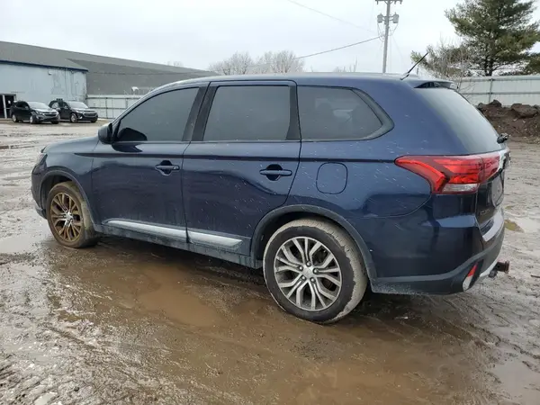 JA4AZ3A38GZ052870 2016 MITSUBISHI OUTLANDER - Image 2
