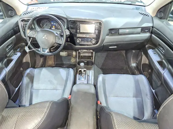 JA4AZ3A38GZ054781 2016 MITSUBISHI OUTLANDER - Image 8