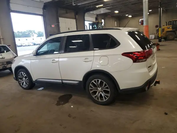 JA4AZ3A38GZ064906 2016 MITSUBISHI OUTLANDER - Image 2