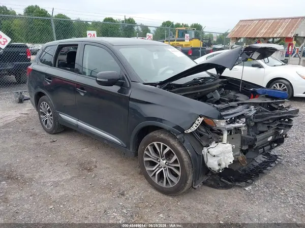 JA4AZ3A38HZ004190 2017 MITSUBISHI OUTLANDER - Image 1