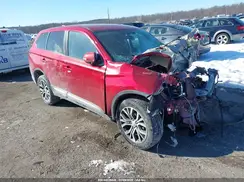 JA4AZ3A38HZ015335 2017 MITSUBISHI OUTLANDER