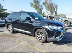 JA4AZ3A38HZ033642 2017 MITSUBISHI OUTLANDER