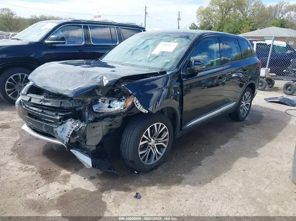 JA4AZ3A38HZ036542 2017 MITSUBISHI OUTLANDER - Image 2
