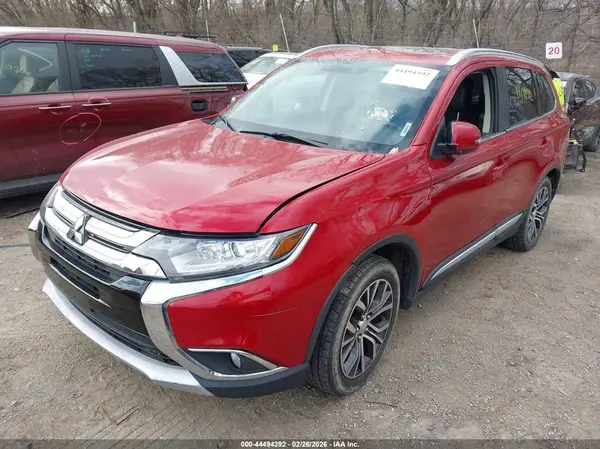 JA4AZ3A38HZ069847 2017 MITSUBISHI OUTLANDER - Image 2