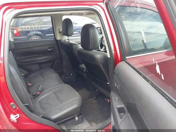 JA4AZ3A38HZ069847 2017 MITSUBISHI OUTLANDER - Image 8