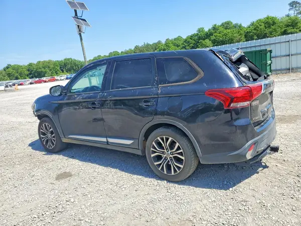 JA4AZ3A38JJ005103 2018 MITSUBISHI OUTLANDER - Image 2