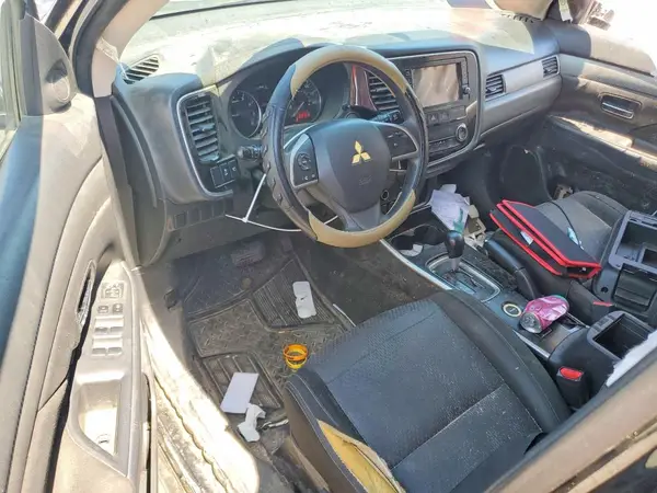 JA4AZ3A38JJ005103 2018 MITSUBISHI OUTLANDER - Image 8