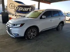 JA4AZ3A38JZ001733 2018 MITSUBISHI OUTLANDER