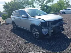 JA4AZ3A38JZ011842 2018 MITSUBISHI OUTLANDER