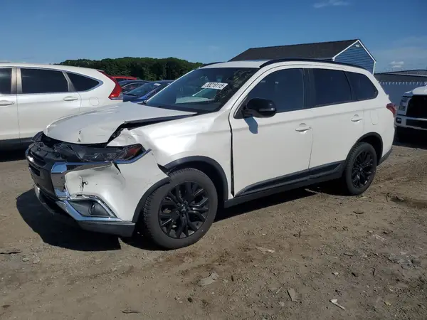 JA4AZ3A38JZ033405 2018 MITSUBISHI OUTLANDER - Image 1