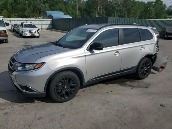 JA4AZ3A38JZ036160 2018 MITSUBISHI OUTLANDER - Image 1