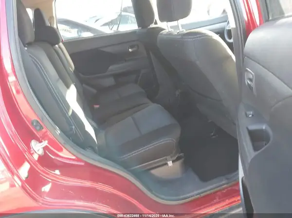 JA4AZ3A38JZ056618 2018 MITSUBISHI OUTLANDER - Image 8