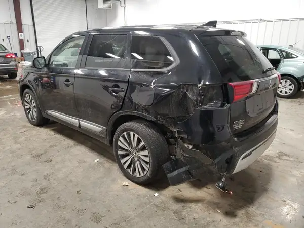 JA4AZ3A38KJ002087 2019 MITSUBISHI OUTLANDER - Image 2