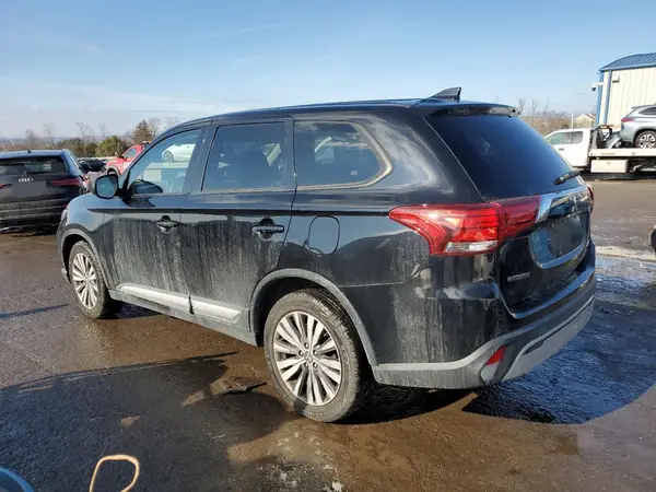 JA4AZ3A38KZ004438 2019 MITSUBISHI OUTLANDER - Image 2