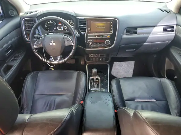 JA4AZ3A38KZ010935 2019 MITSUBISHI OUTLANDER - Image 8
