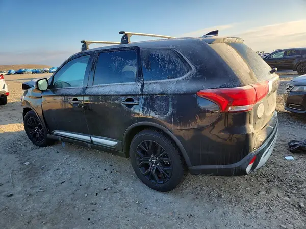 JA4AZ3A38KZ019036 2019 MITSUBISHI OUTLANDER - Image 2