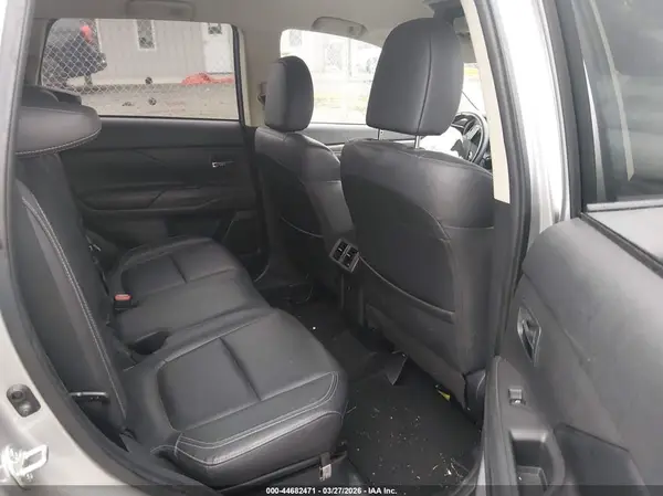 JA4AZ3A38KZ021112 2019 MITSUBISHI OUTLANDER - Image 8