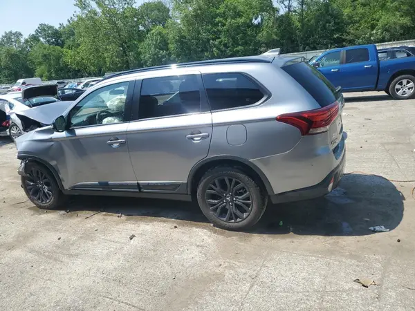 JA4AZ3A38KZ025175 2019 MITSUBISHI OUTLANDER - Image 2