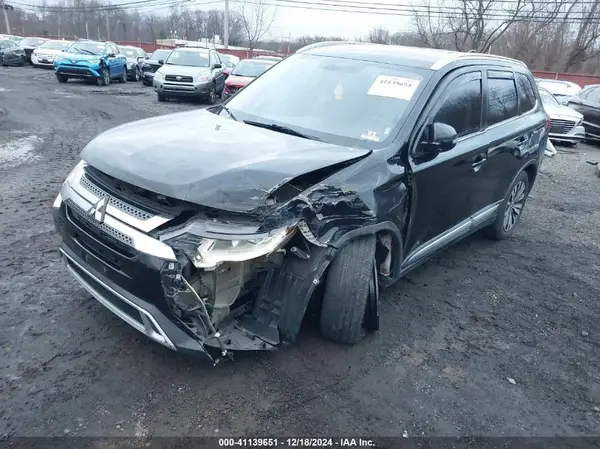 JA4AZ3A38KZ026701 2019 MITSUBISHI OUTLANDER - Image 2
