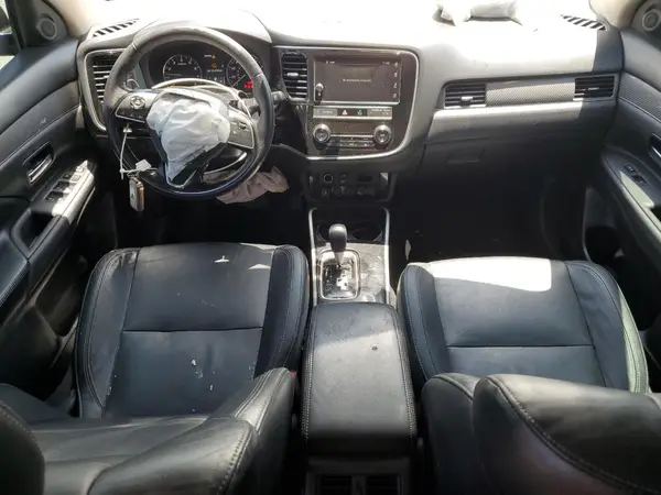 JA4AZ3A38KZ026858 2019 MITSUBISHI OUTLANDER - Image 8
