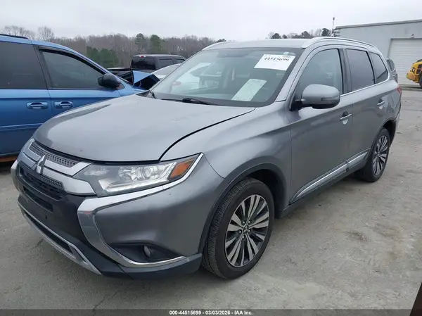 JA4AZ3A38KZ028092 2019 MITSUBISHI OUTLANDER - Image 2