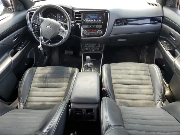 JA4AZ3A38KZ029131 2019 MITSUBISHI OUTLANDER - Image 8