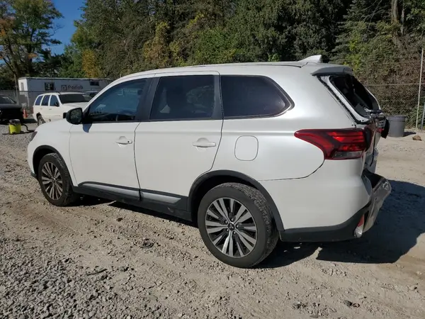 JA4AZ3A38KZ032594 2019 MITSUBISHI OUTLANDER - Image 2