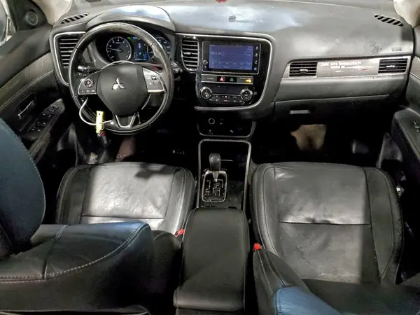 JA4AZ3A38KZ046298 2019 MITSUBISHI OUTLANDER - Image 8