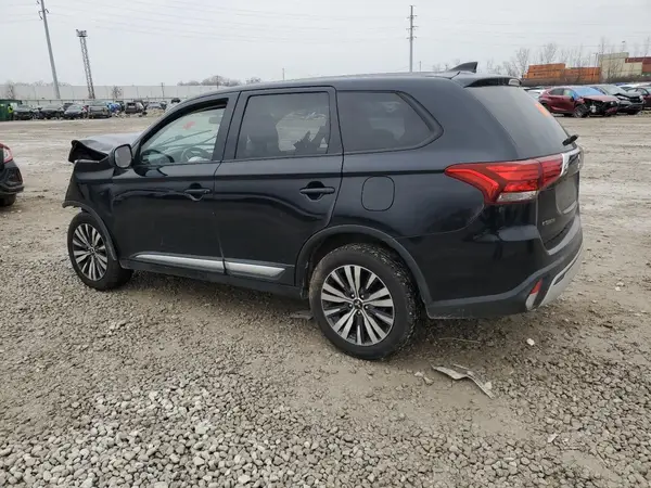 JA4AZ3A38KZ048567 2019 MITSUBISHI OUTLANDER - Image 2