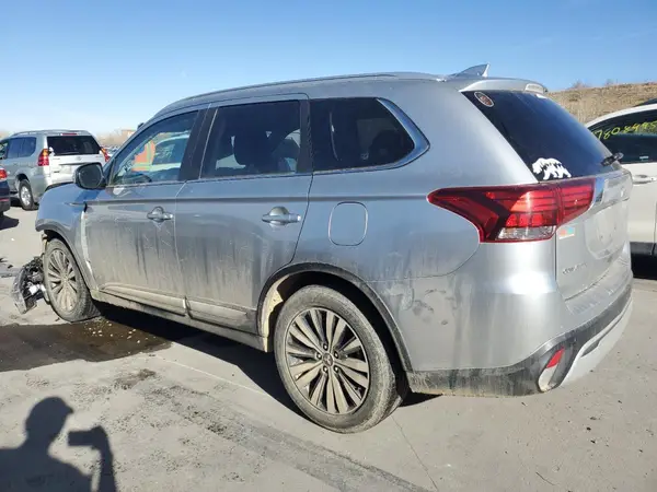 JA4AZ3A38LJ001653 2020 MITSUBISHI OUTLANDER - Image 2