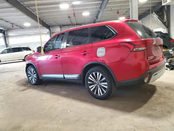 JA4AZ3A38LZ004571 2020 MITSUBISHI OUTLANDER - Image 2
