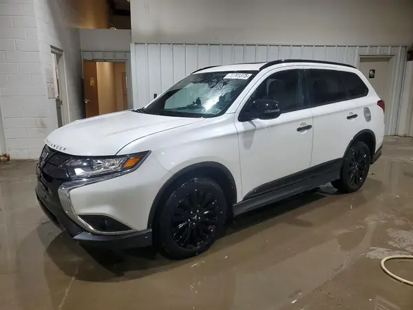 JA4AZ3A38LZ008653 2020 MITSUBISHI OUTLANDER - Image 1