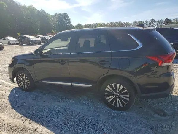 JA4AZ3A38LZ020494 2020 MITSUBISHI OUTLANDER - Image 2