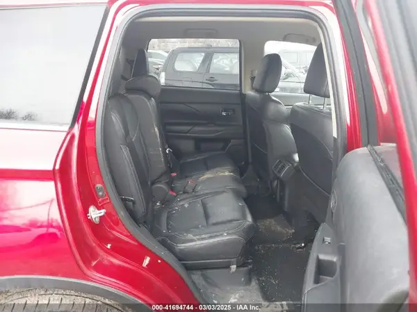 JA4AZ3A38LZ020558 2020 MITSUBISHI OUTLANDER - Image 8