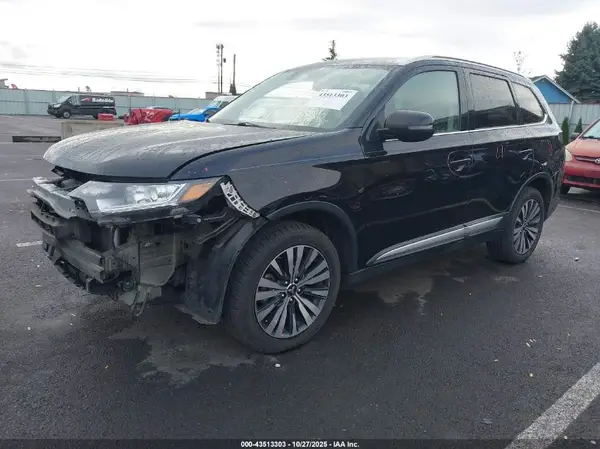 JA4AZ3A38LZ025940 2020 MITSUBISHI OUTLANDER - Image 2