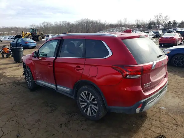 JA4AZ3A38LZ028563 2020 MITSUBISHI OUTLANDER - Image 2