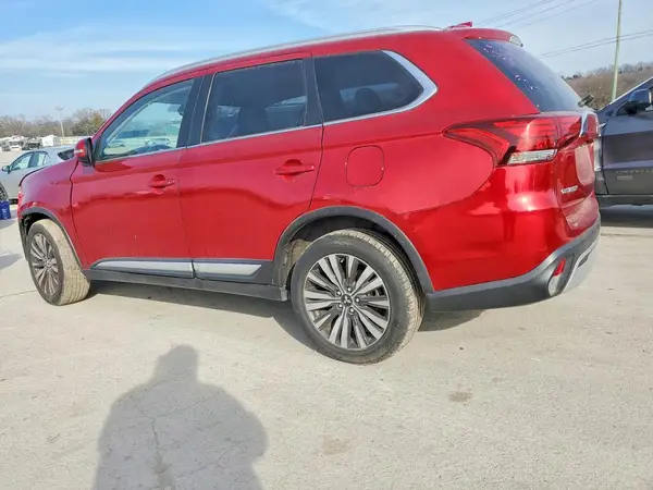 JA4AZ3A38LZ030183 2020 MITSUBISHI OUTLANDER - Image 2