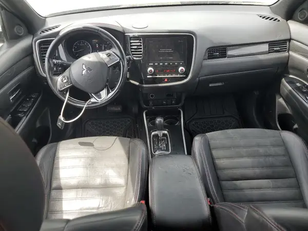 JA4AZ3A38LZ030636 2020 MITSUBISHI OUTLANDER - Image 8