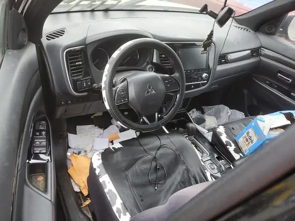 JA4AZ3A38LZ036016 2020 MITSUBISHI OUTLANDER - Image 8