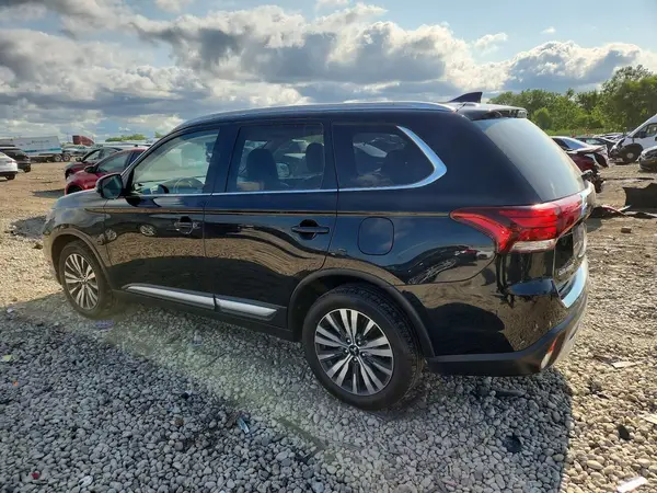 JA4AZ3A38LZ037022 2020 MITSUBISHI OUTLANDER - Image 2
